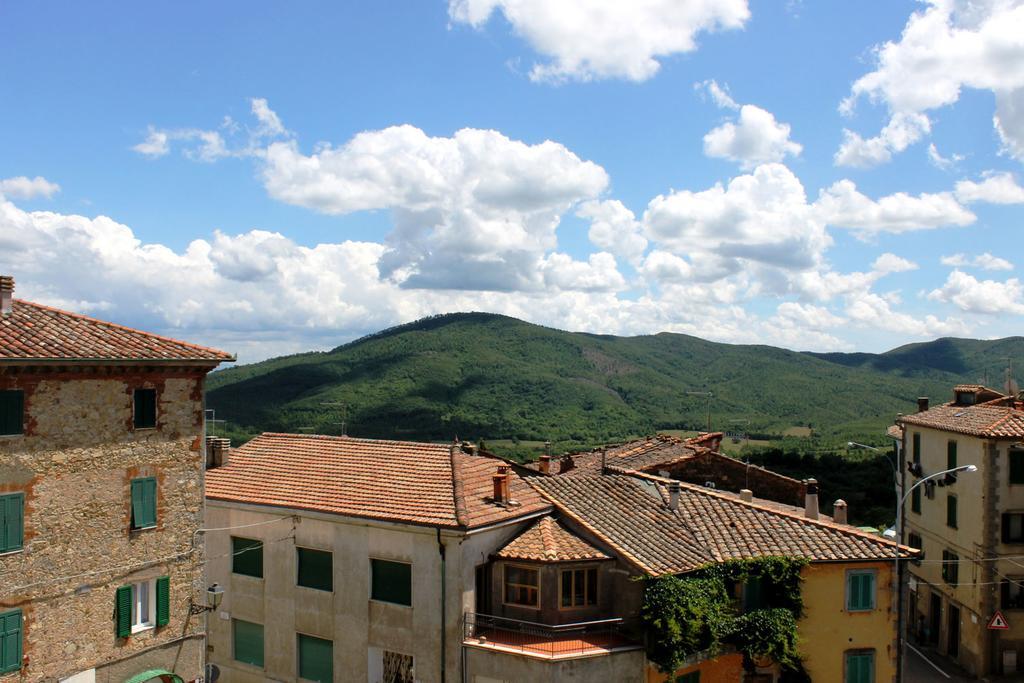 Casa Nina Hotel Chiusdino Buitenkant foto